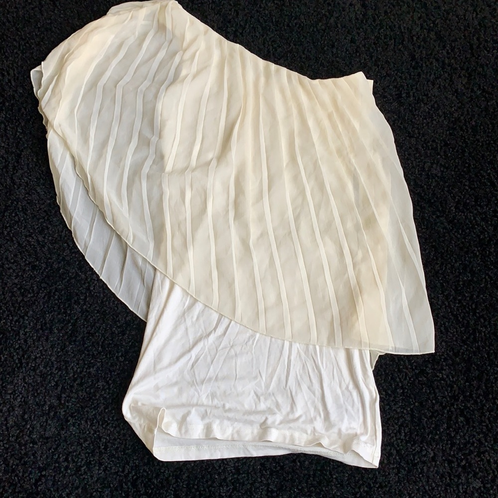 Guess dress, Medium, Never worn, cream color